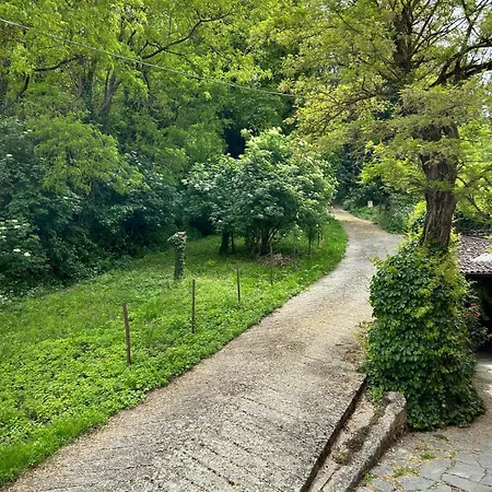 Frühstückspension Il Mirto Crespo